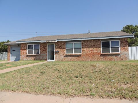 Homes For Sale - 1608 W 20th St<br/> Odessa, TX 79763