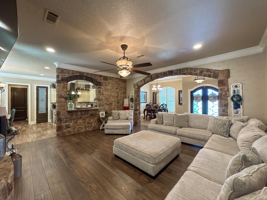 1470 NE 501, Andrews, Texas image 9