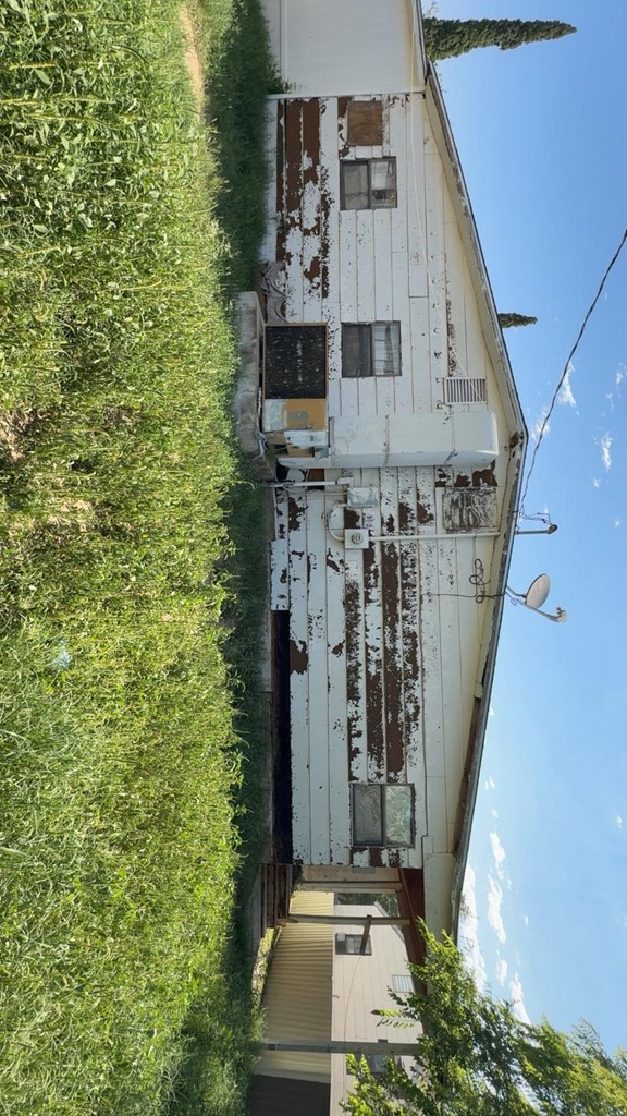 1408 Emerson Ave, McCamey, Pennsylvania image 2