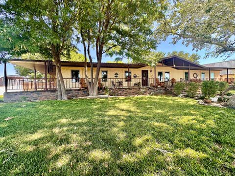 Homes For Sale - 349 County Rd 400 E<br/> Gaines County, Seminole, TX 79360