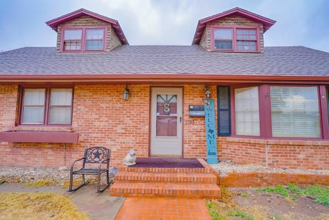 Homes For Sale - 1703 N Washington Ave<br/> Odessa, TX 79761