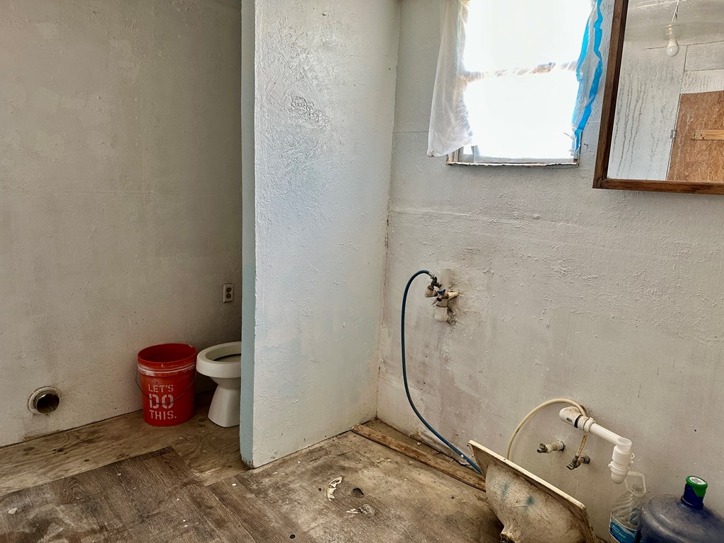 502 N Hickory Ave, Pecos, Texas image 10