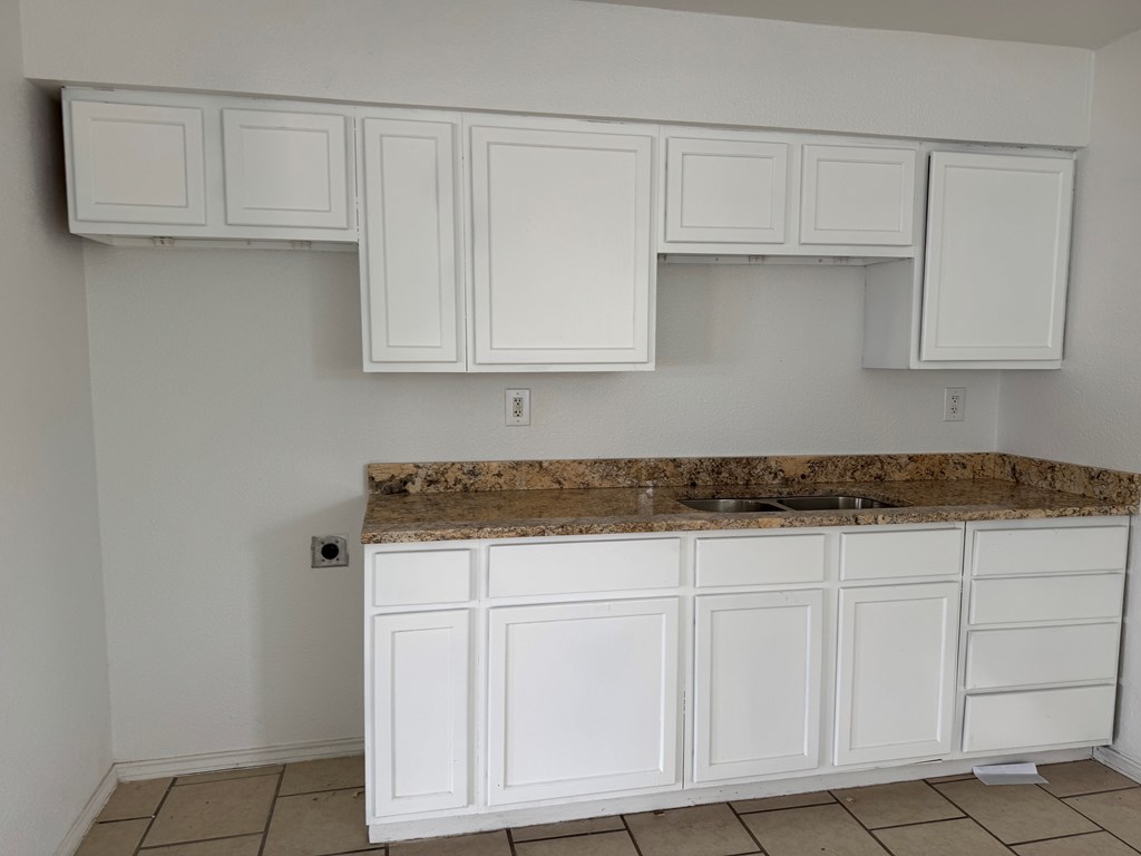 3125 Jackson Ave, Odessa, Texas image 6