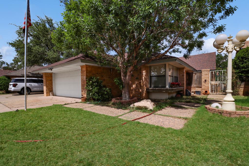 2414 Bobwhite Dr, Odessa, Texas image 1