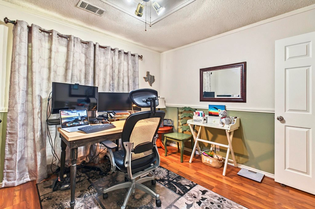 1413 NW 12th St, Andrews, Texas image 7