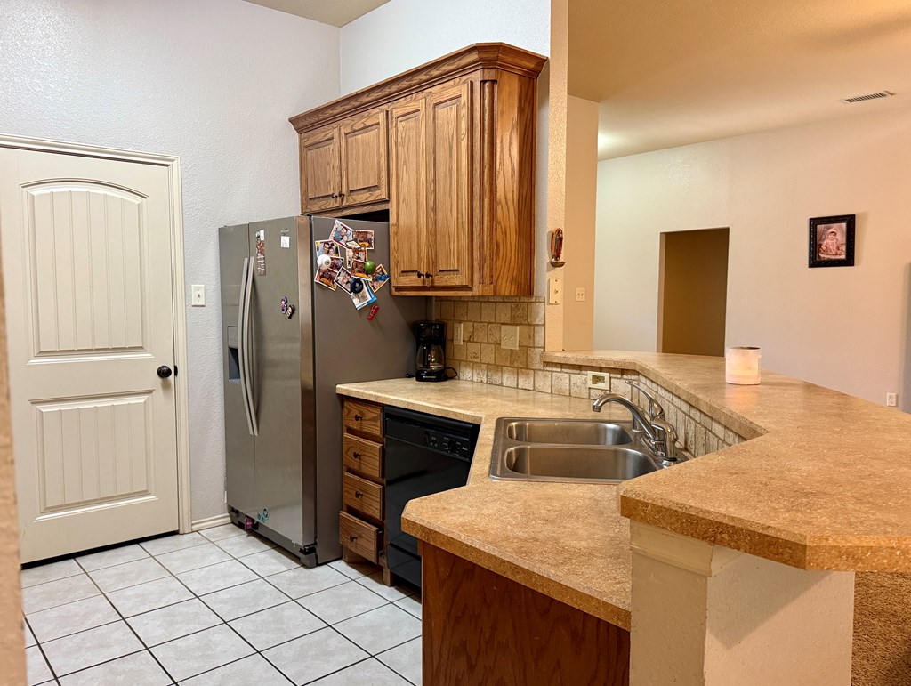 1322 Dormard Ave, Midland, Pennsylvania image 6