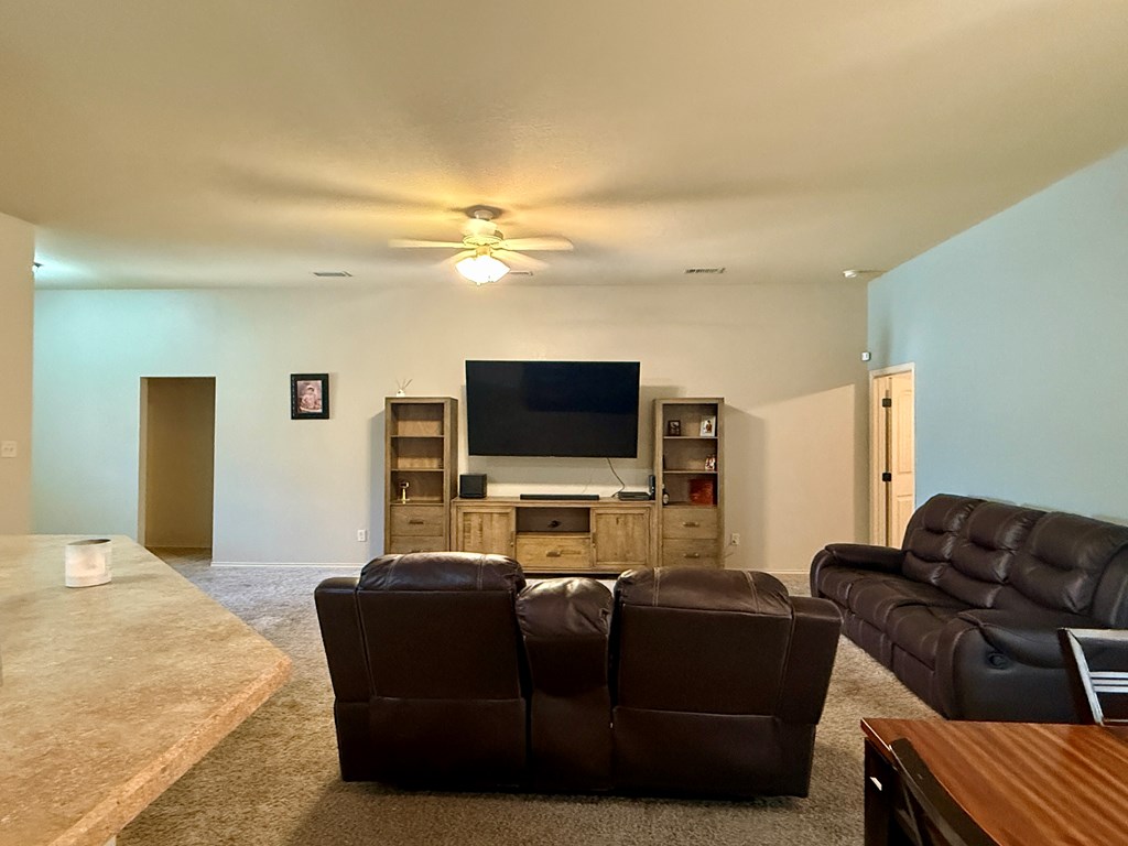 1322 Dormard Ave, Midland, Pennsylvania image 5