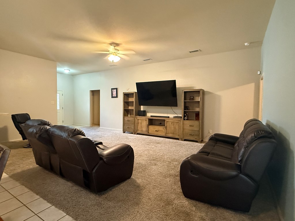 1322 Dormard Ave, Midland, Pennsylvania image 4