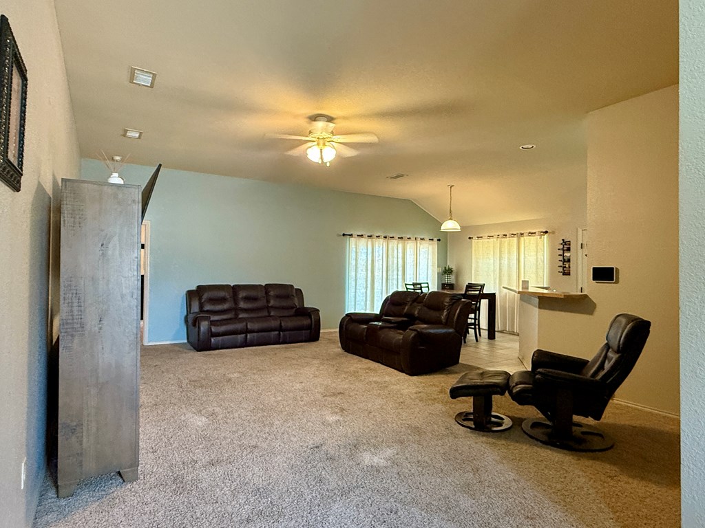 1322 Dormard Ave, Midland, Pennsylvania image 2