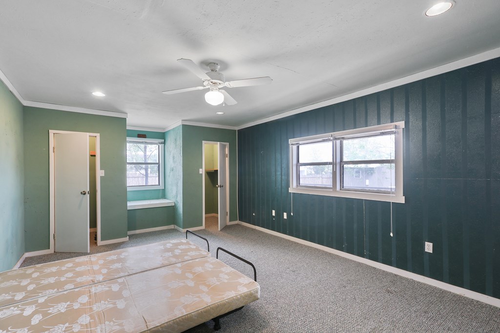 302 N Fort St, Fort Davis, Texas image 13