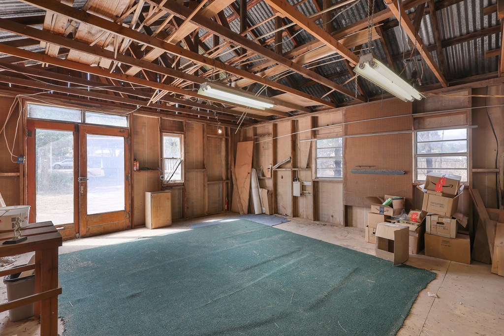 302 N Fort St, Fort Davis, Texas image 24