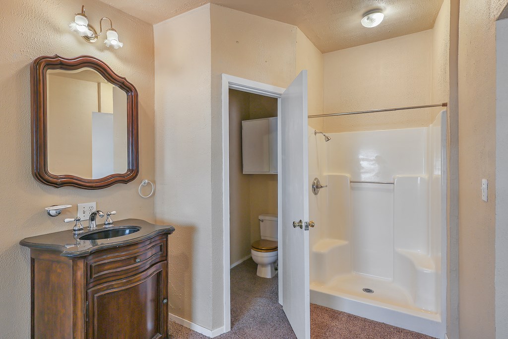 302 N Fort St, Fort Davis, Texas image 10