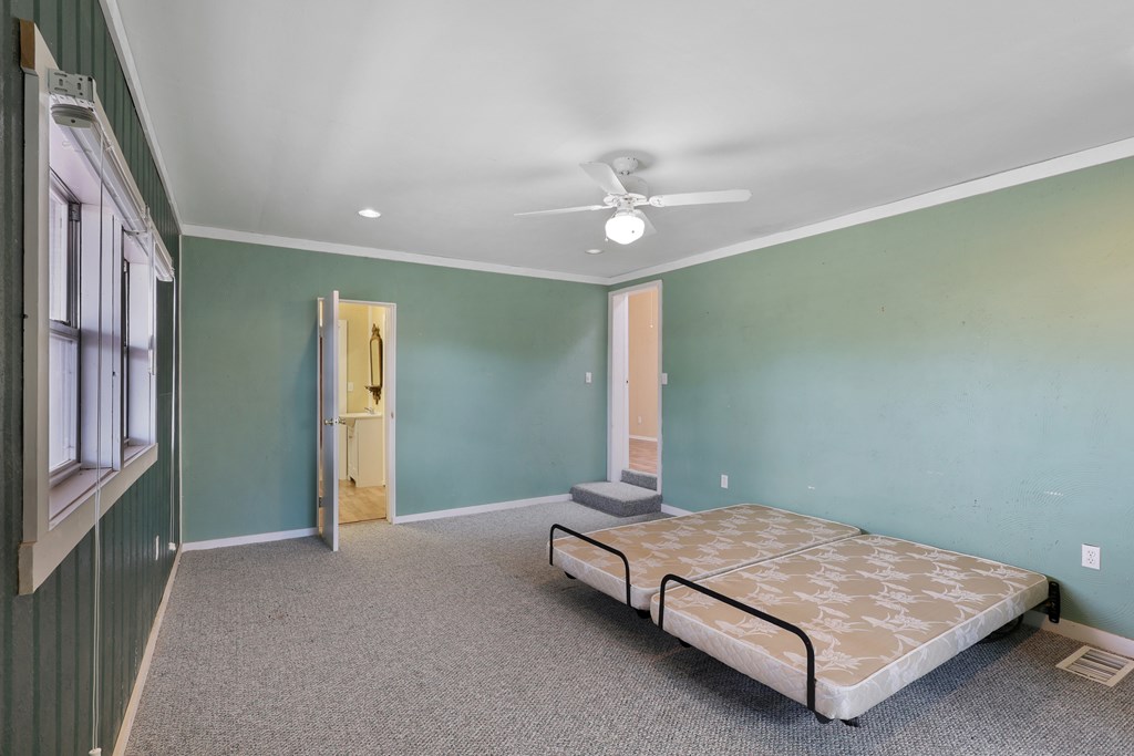 302 N Fort St, Fort Davis, Texas image 14