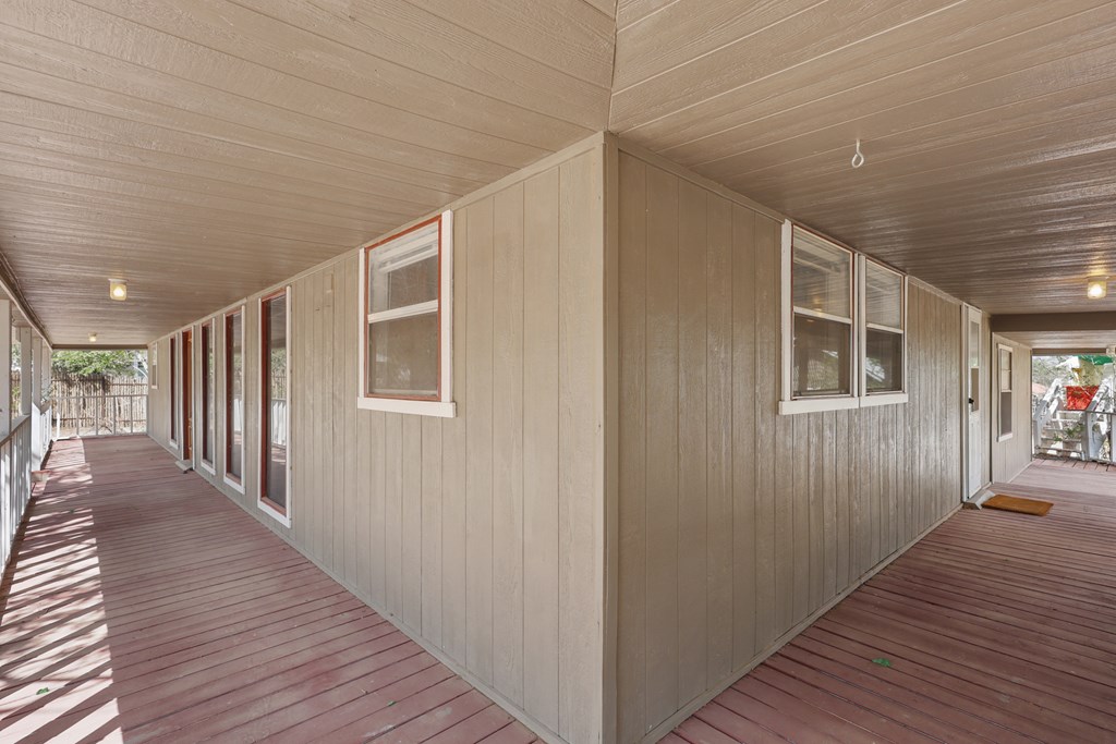 302 N Fort St, Fort Davis, Texas image 25