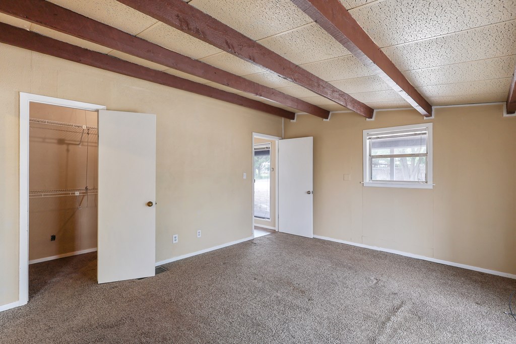 302 N Fort St, Fort Davis, Texas image 8