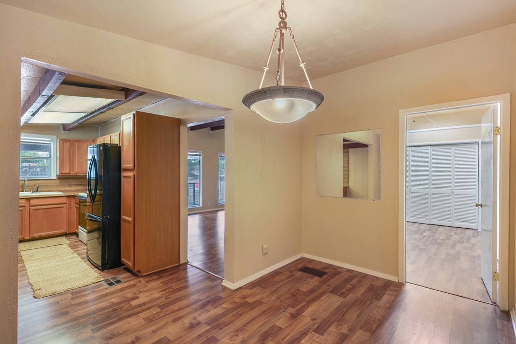 302 N Fort St, Fort Davis, Texas image 11