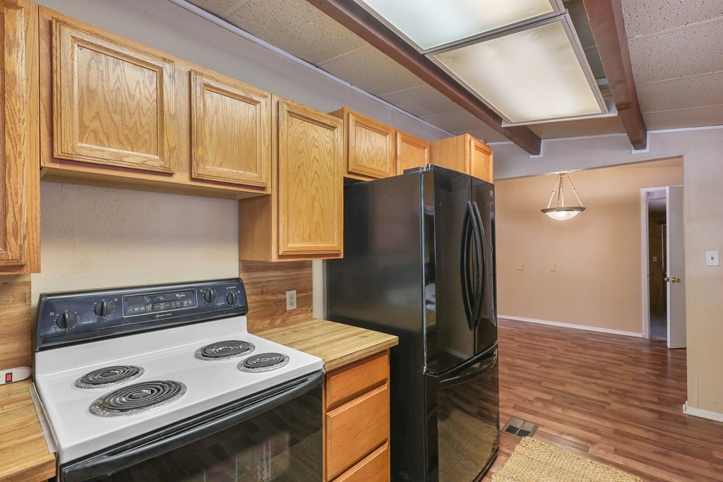 302 N Fort St, Fort Davis, Texas image 5