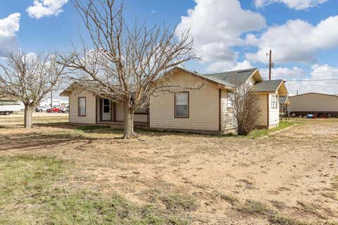 Homes For Sale - 112 S Goldsmith St<br/> Goldsmith, TX 79741