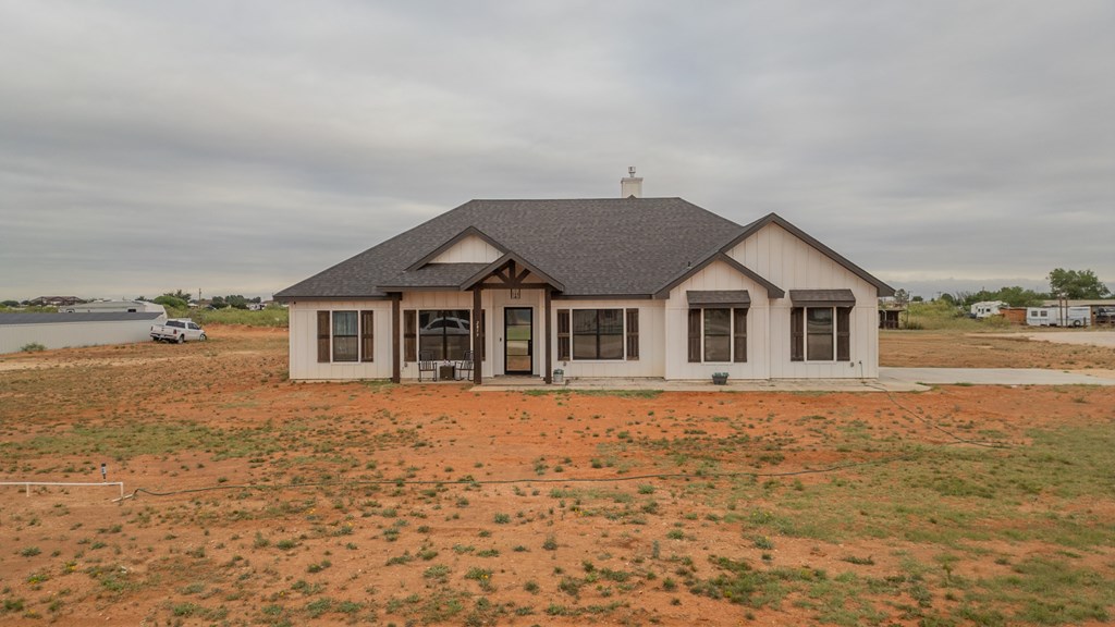 2859 SE 1415, Andrews, Texas image 2
