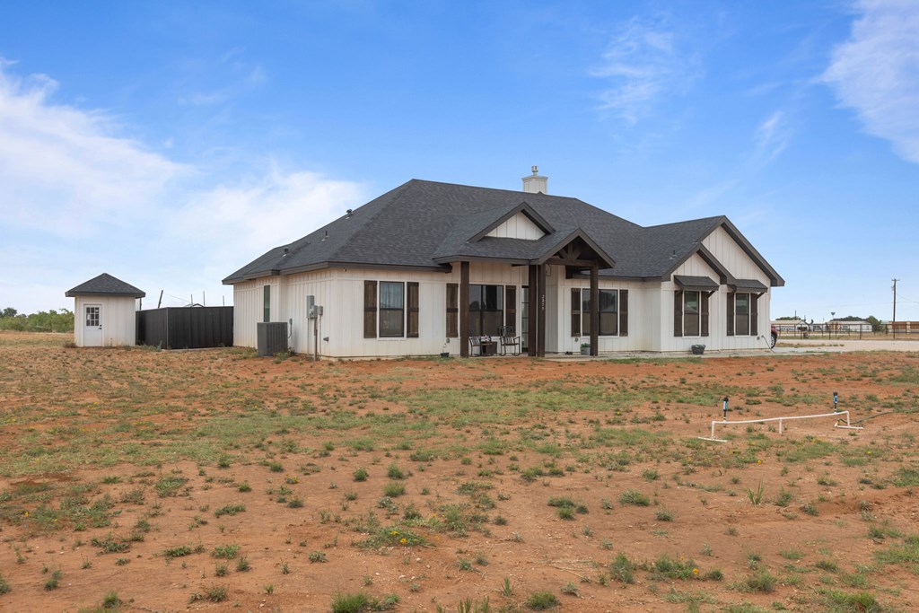 2859 SE 1415, Andrews, Texas image 3