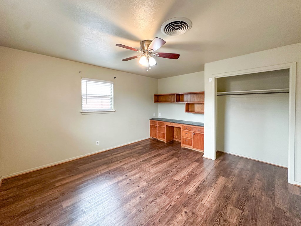 111 N 24th St, Lamesa, Texas image 19