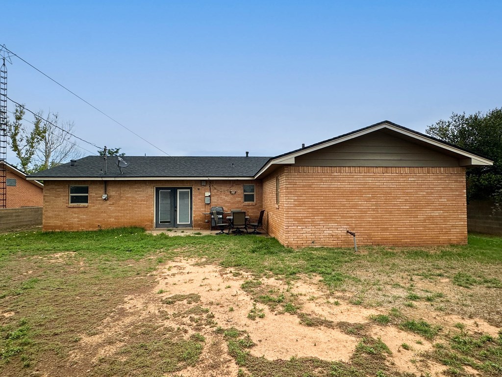 111 N 24th St, Lamesa, Texas image 24