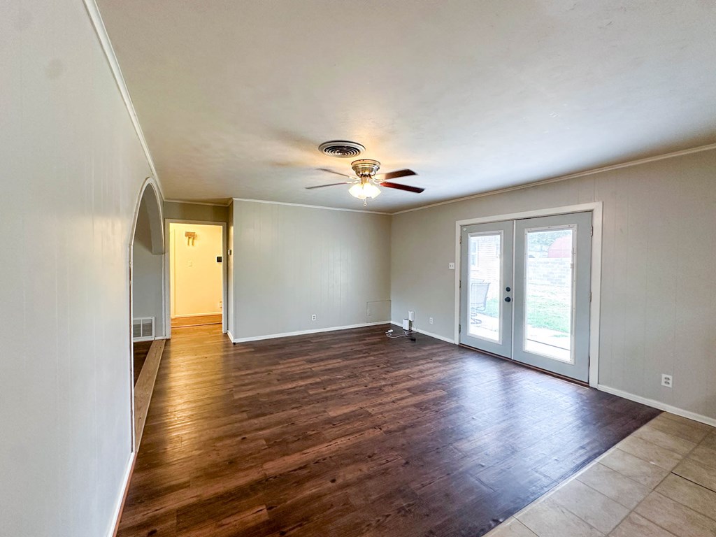 111 N 24th St, Lamesa, Texas image 11