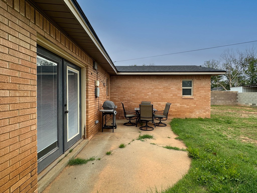 111 N 24th St, Lamesa, Texas image 26