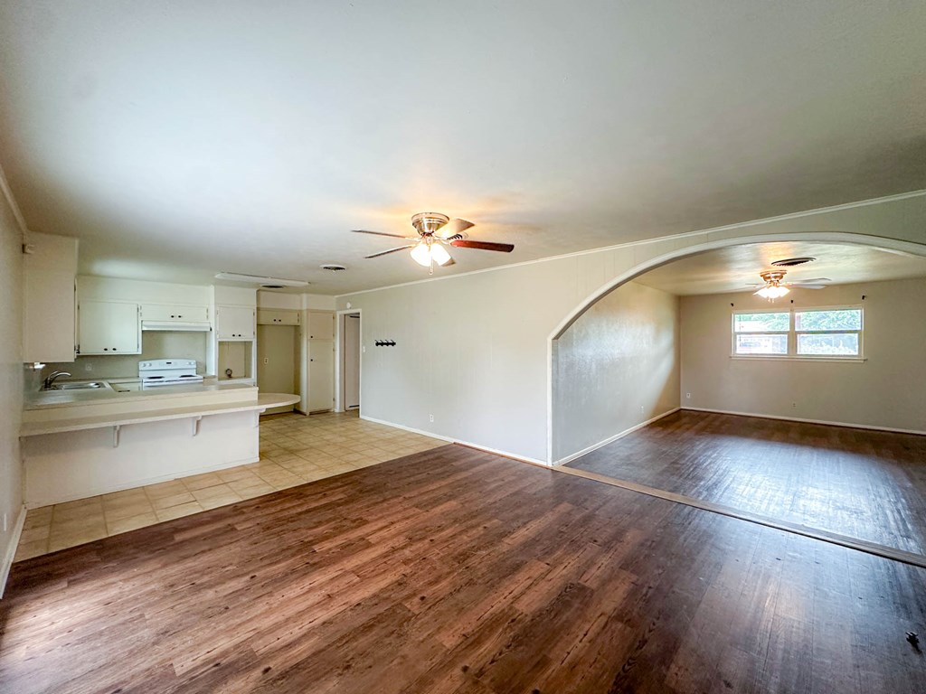 111 N 24th St, Lamesa, Texas image 6