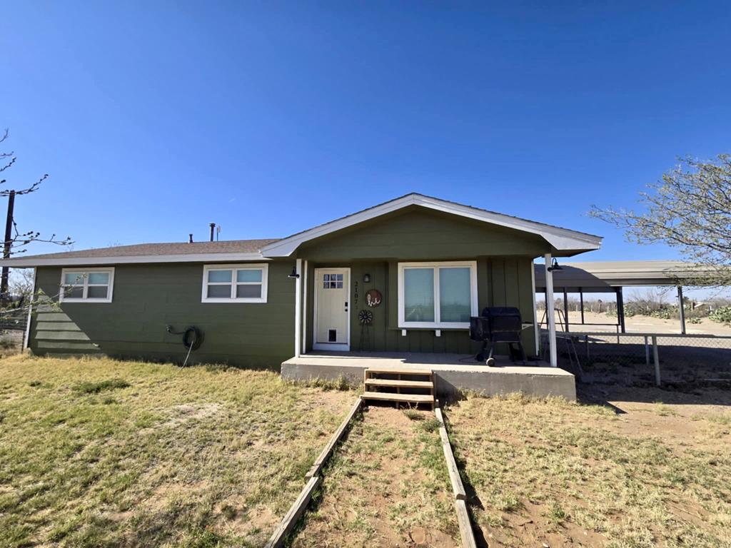 2107 W 48th St, Monahans, Texas image 1