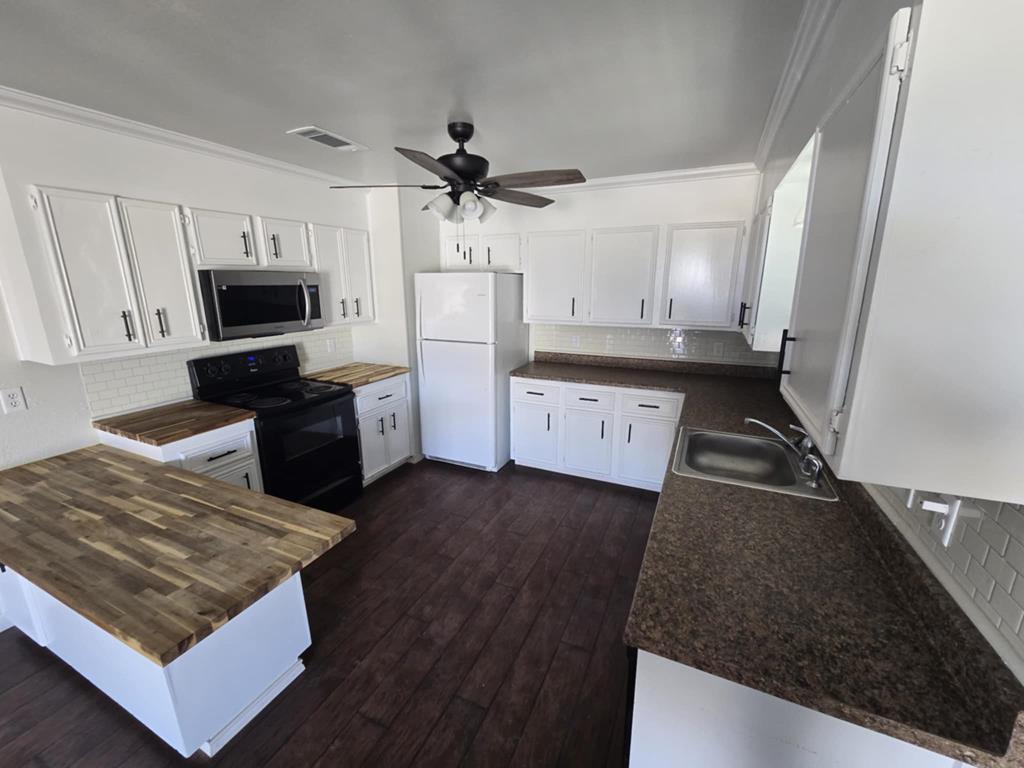 2107 W 48th St, Monahans, Texas image 4