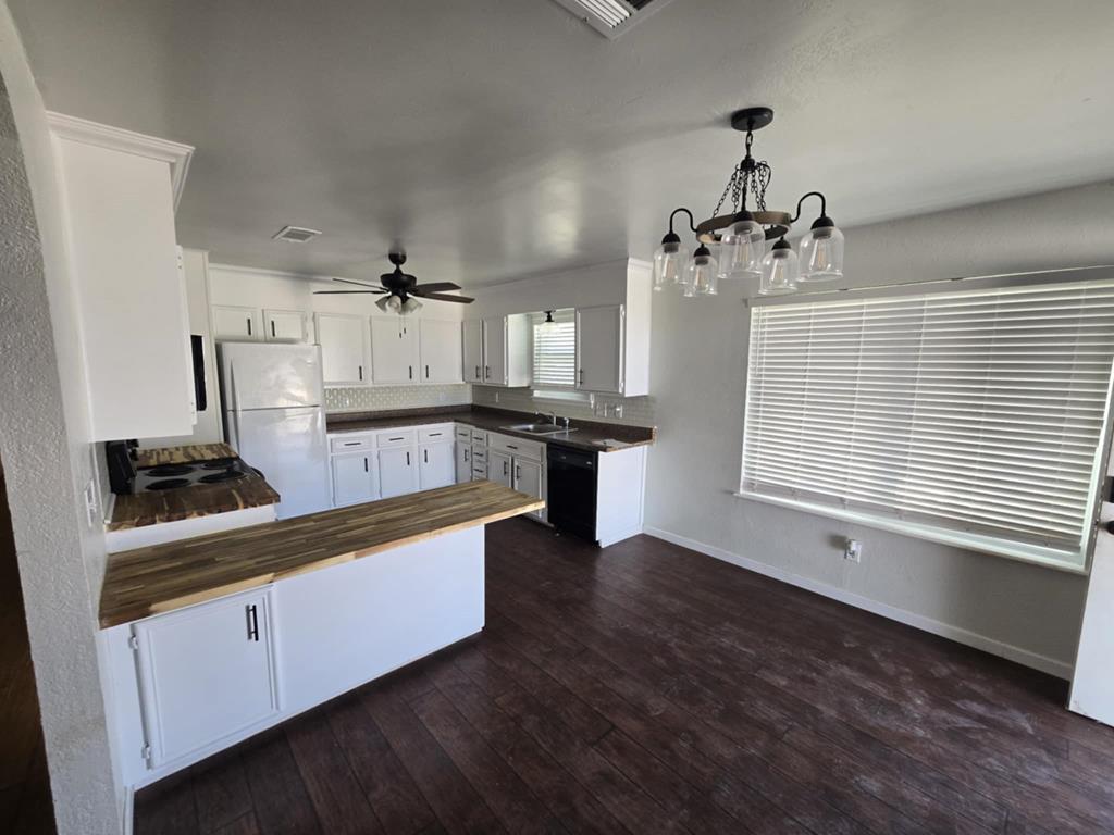 2107 W 48th St, Monahans, Texas image 5
