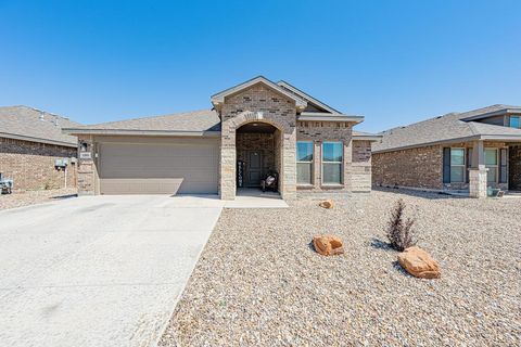 Homes For Sale - 1205 Masquerade Blvd<br/> Odessa, TX 79765