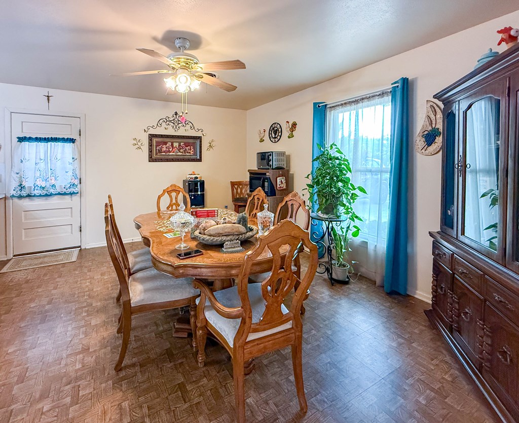 321 SW Ave I, Seminole, Texas image 11
