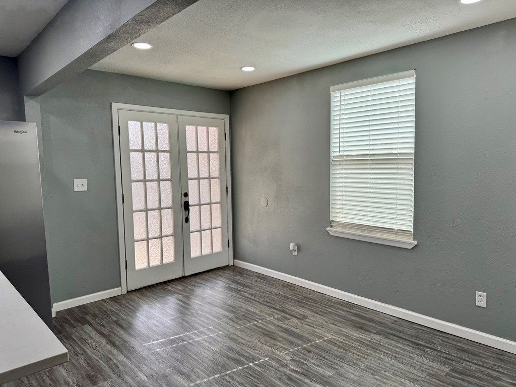 2009 W 15th St, Odessa, Texas image 7