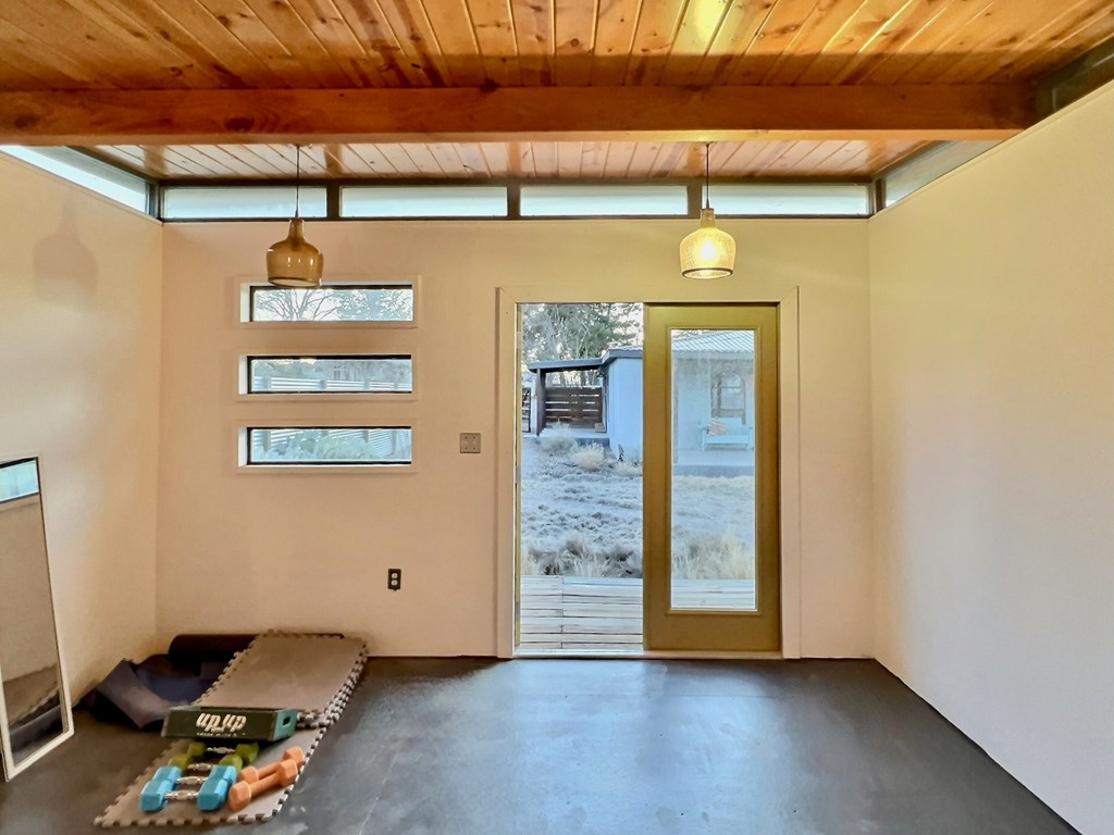 404 N Plateau St, Marfa, Texas image 29