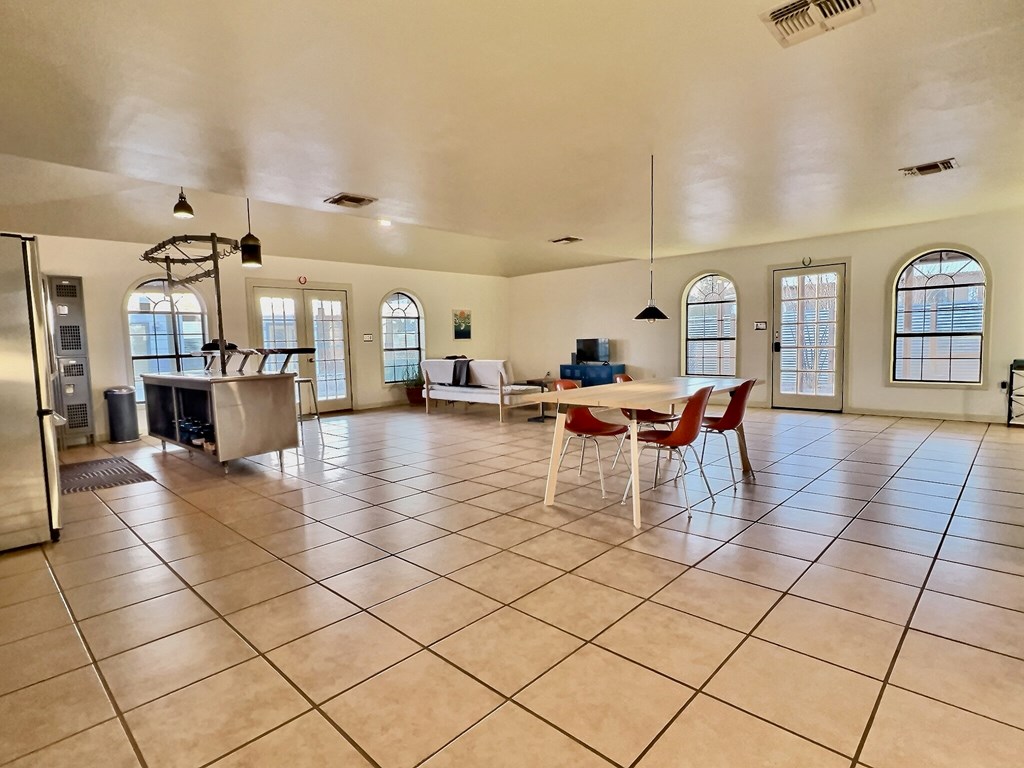 404 N Plateau St, Marfa, Texas image 9