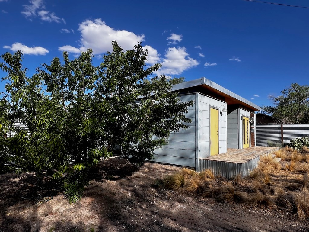 404 N Plateau St, Marfa, Texas image 27
