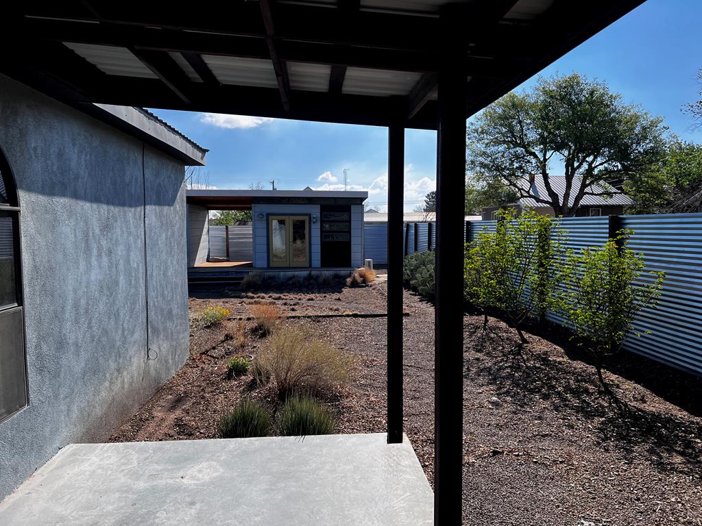 404 N Plateau St, Marfa, Texas image 21