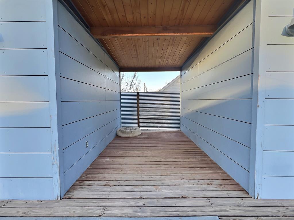 404 N Plateau St, Marfa, Texas image 25