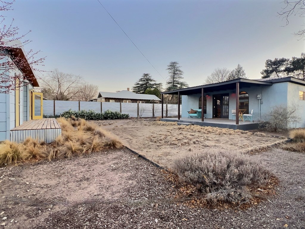 404 N Plateau St, Marfa, Texas image 23