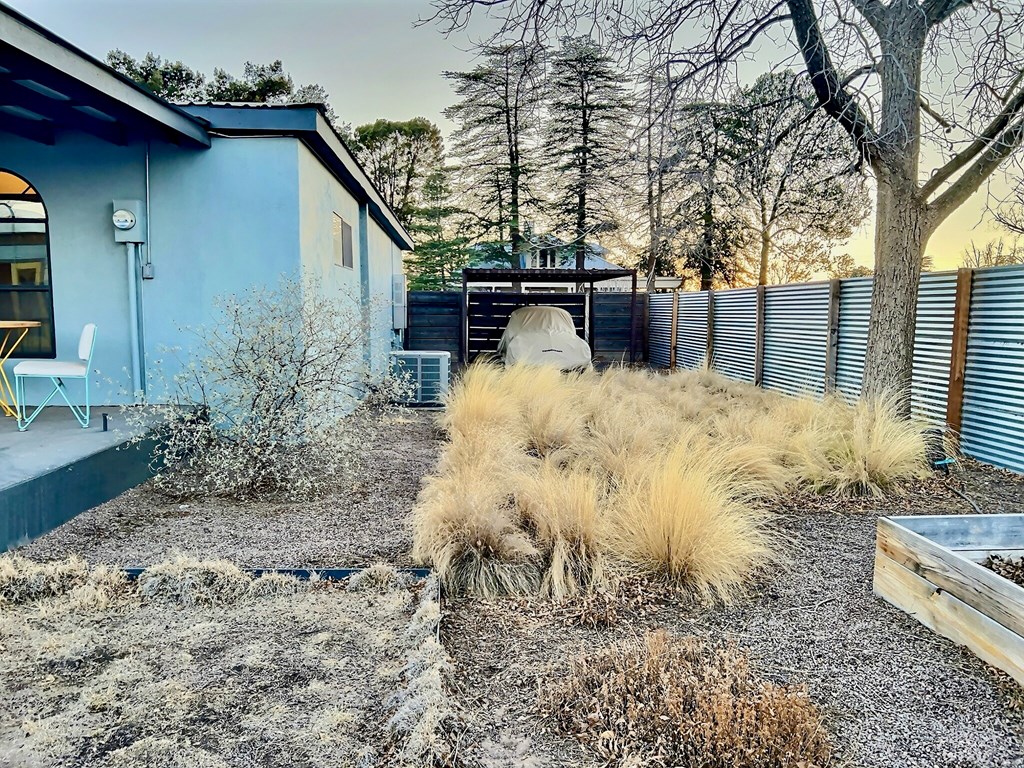 404 N Plateau St, Marfa, Texas image 31
