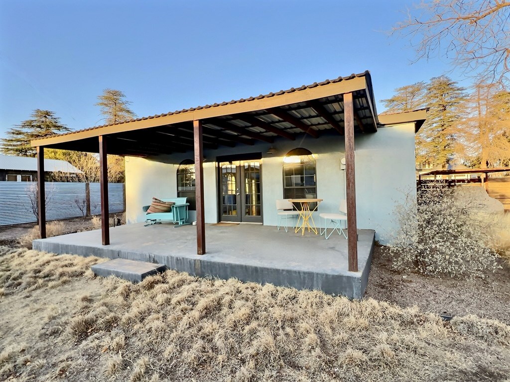 404 N Plateau St, Marfa, Texas image 20