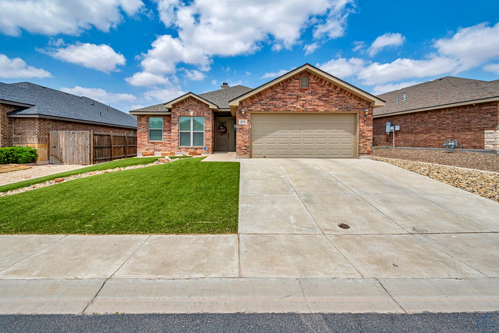 809 Brittlebush Ct, Odessa, Texas image 2