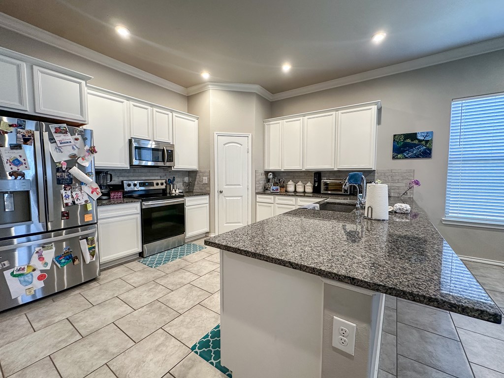 1322 E 89th St, Odessa, Texas image 3