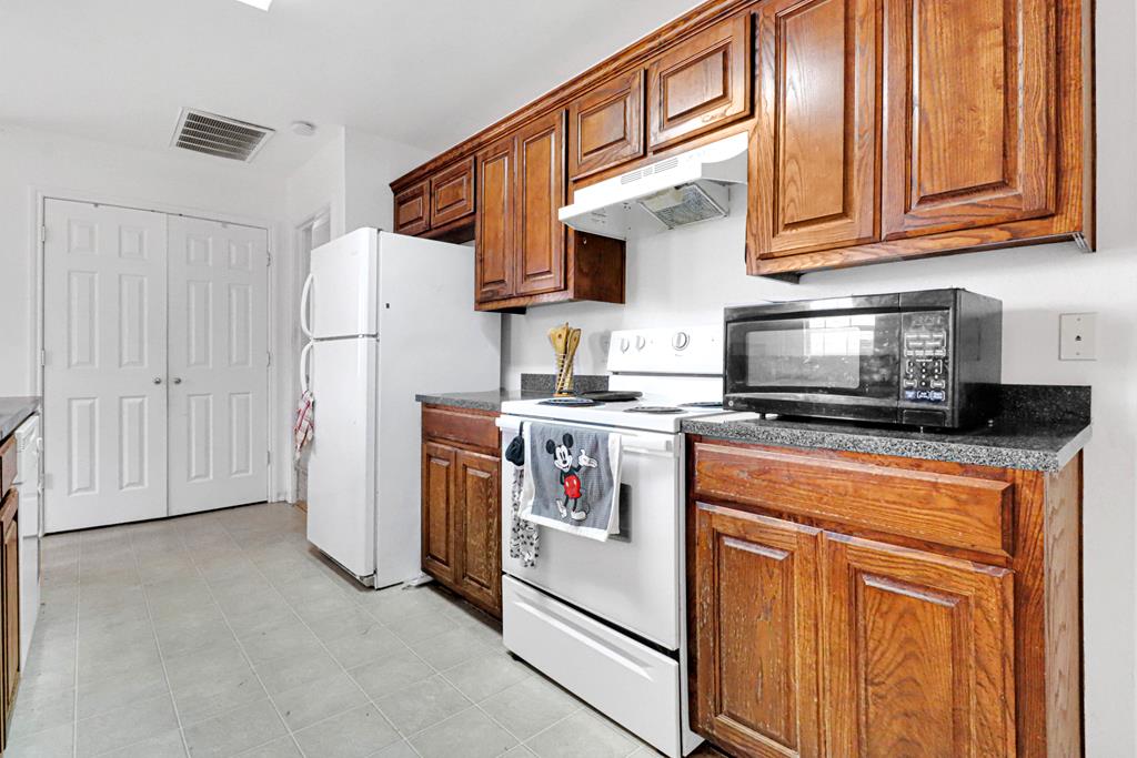 1206 Alameda Ave, Odessa, Texas image 7