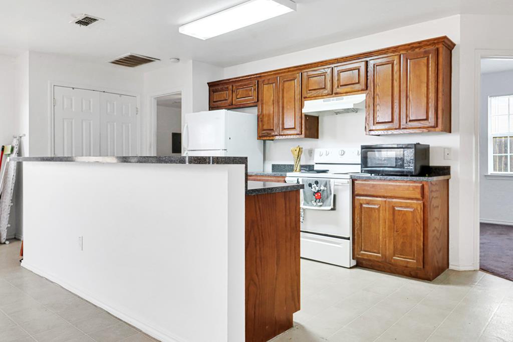 1206 Alameda Ave, Odessa, Texas image 9