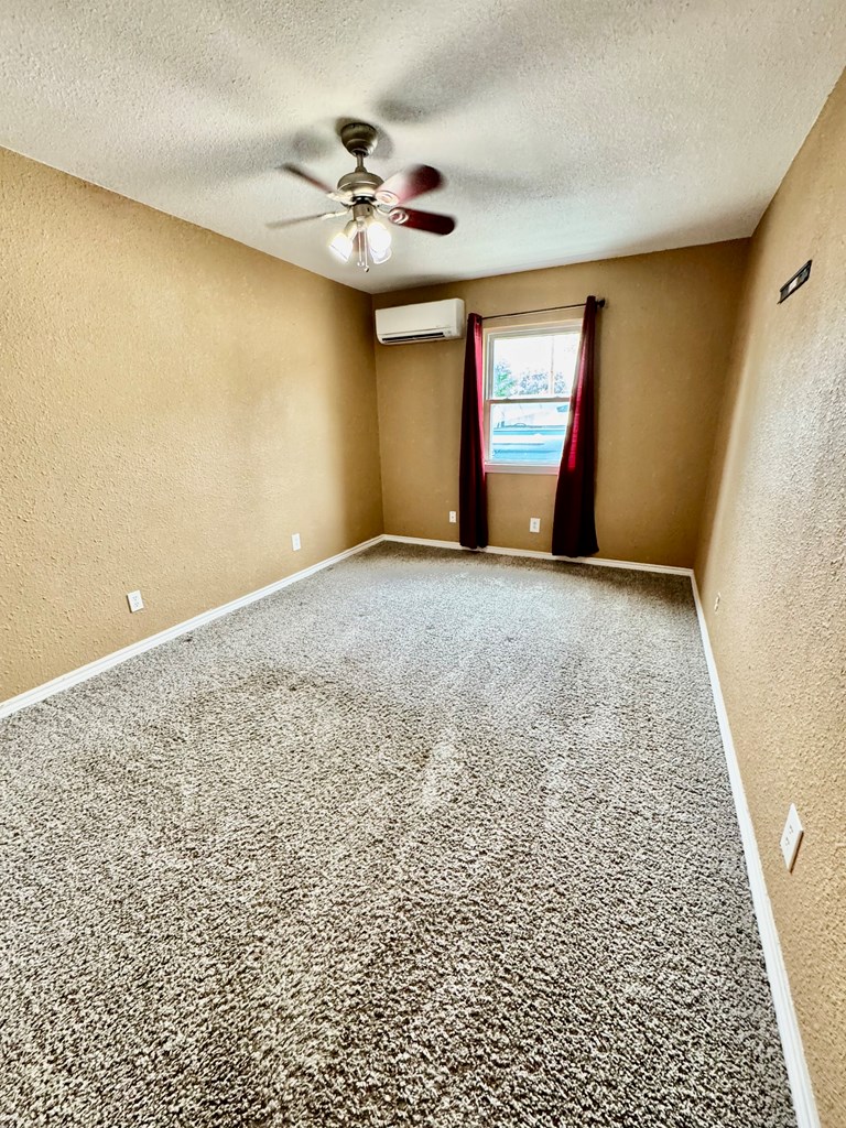 6305 Mecca St, Odessa, Texas image 23