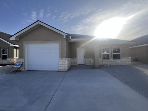 Homes For Sale - 923 El Centro Ave<br/> Odessa, TX 79761