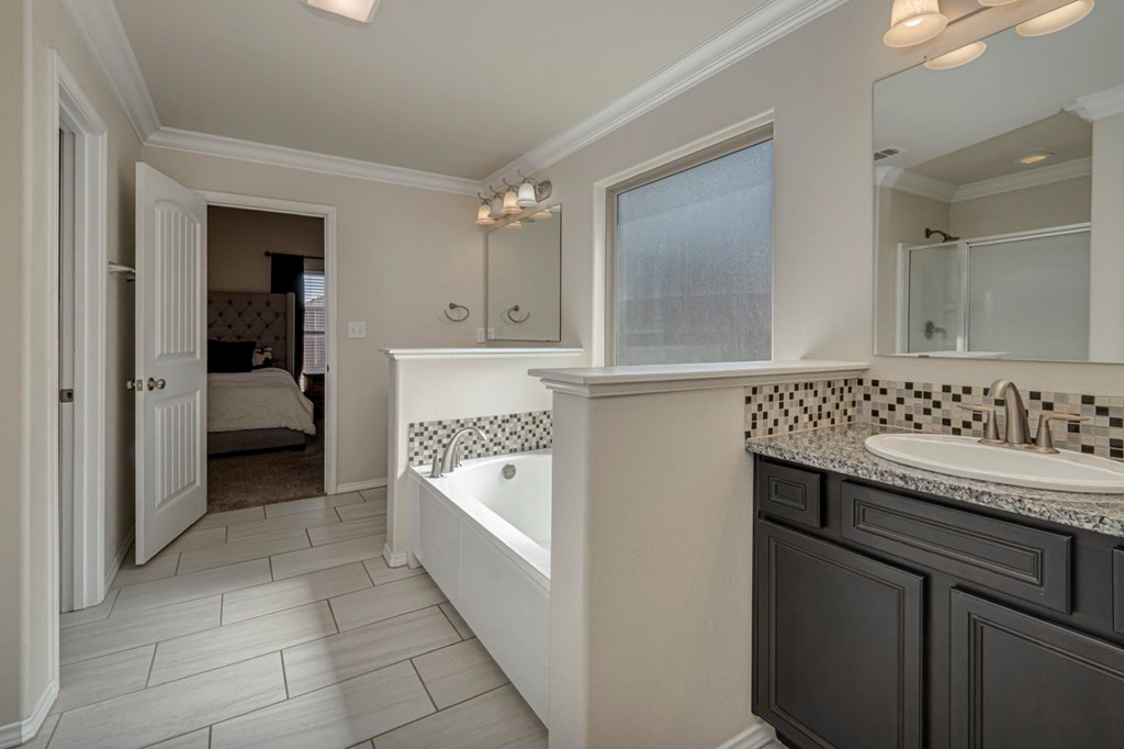 1008 E 93rd St, Odessa, Texas image 22